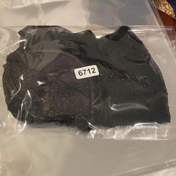 Victoria's Secret Lace short sleeve Bodysuit Black faux lace-up 16712 - Picture 14 of 14